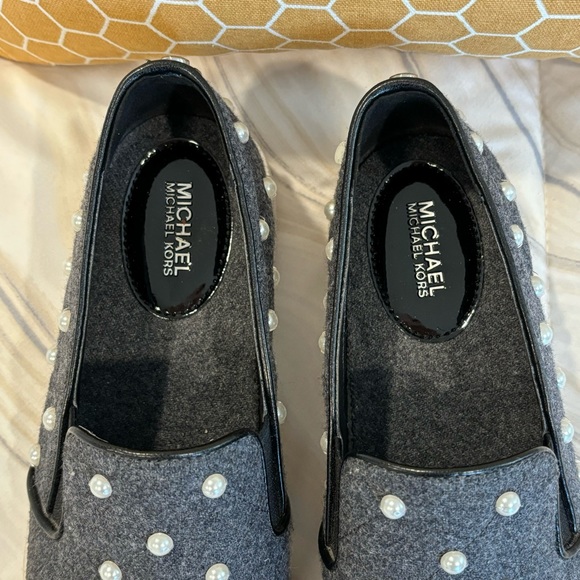Michael Kors Keaton slip-on gray flannel slip pearl embellished loafers size 6.5 - Picture 3 of 10